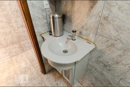 Casa à venda com 525m², 7 quartos e 2 vagas Casa à venda com 525m², 7 quartos e 2 vagasBanheiro