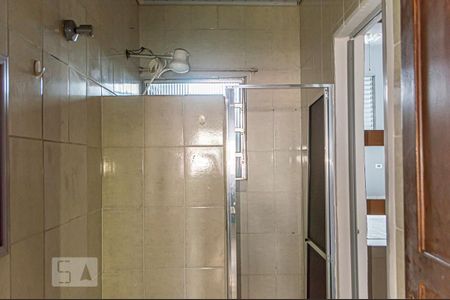 Casa à venda com 188m², 2 quartos e 2 vagasBanheiro