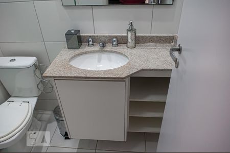 Banheiro da Suíte 1 de apartamento para alugar com 2 quartos, 80m² em Pechincha, Rio de Janeiro