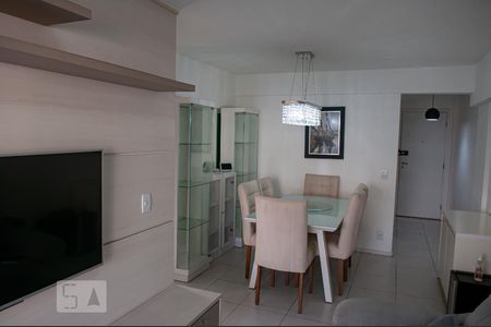 Sala de apartamento para alugar com 2 quartos, 80m² em Pechincha, Rio de Janeiro