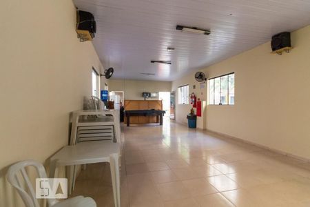 Apartamento para alugar com 42m², 2 quartos e 1 vaga Apartamento para alugar com 42m², 2 quartos e 1 vagaÁrea comum - Salão de festas