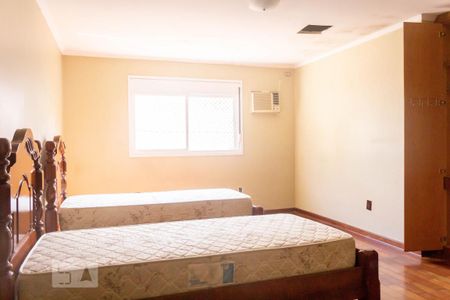 Casa para alugar com 200m², 6 quartos e 6 vagas Casa para alugar com 200m², 6 quartos e 6 vagasQuarto 2