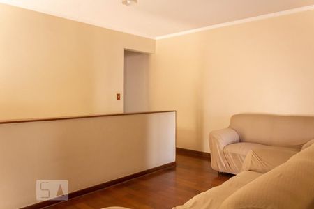 Entrequartos de casa para alugar com 6 quartos, 200m² em Socorro, São Paulo