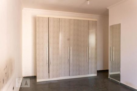 Casa para alugar com 200m², 6 quartos e 6 vagas Casa para alugar com 200m², 6 quartos e 6 vagasQuarto 2 Casa 2