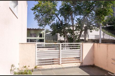 Casa para alugar com 200m², 6 quartos e 6 vagas Casa para alugar com 200m², 6 quartos e 6 vagasVaranda Segundo Andar