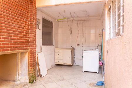 Casa para alugar com 200m², 6 quartos e 6 vagas Casa para alugar com 200m², 6 quartos e 6 vagasÁrea de Serviço