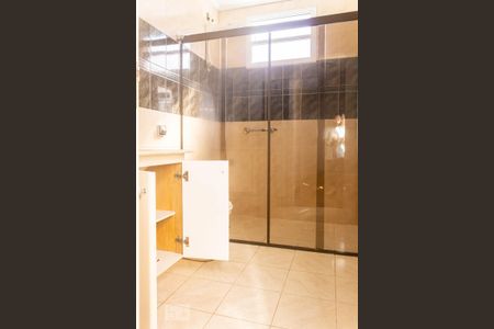 Casa para alugar com 200m², 6 quartos e 6 vagas Casa para alugar com 200m², 6 quartos e 6 vagasBanheiro 2Banheiro 2