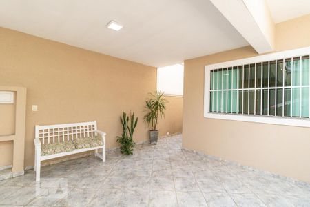 Casa para alugar com 145m², 3 quartos e 2 vagas Casa para alugar com 145m², 3 quartos e 2 vagasQuintal