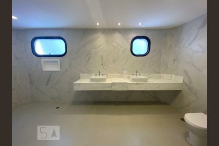 Apartamento à venda com 293m², 3 quartos e 4 vagasBanheiro