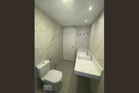 Apartamento à venda com 293m², 3 quartos e 4 vagasBanheiro