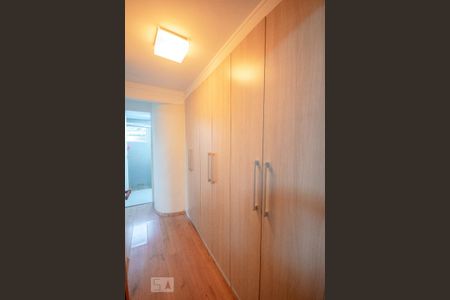 Apartamento à venda com 74m², 2 quartos e 1 vagaCloset
