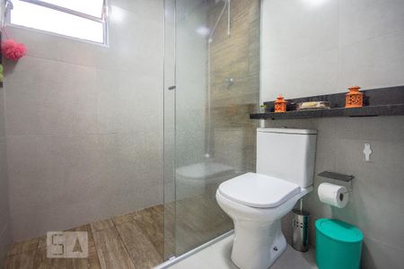 Apartamento à venda com 74m², 2 quartos e 1 vagaBanheiro 2