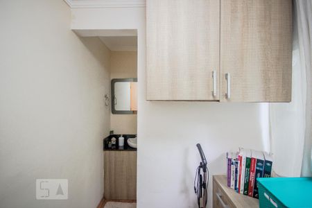 Apartamento à venda com 74m², 2 quartos e 1 vagaEscritório