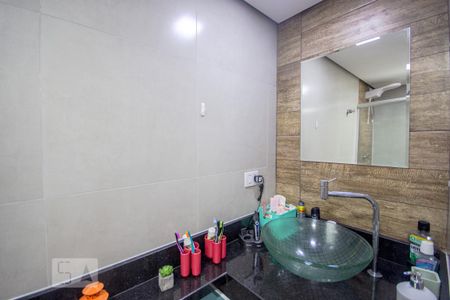 Apartamento à venda com 74m², 2 quartos e 1 vagaBanheiro 2
