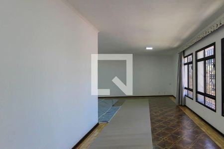 Sala de casa à venda com 3 quartos, 200m² em Jardim Avelino, São Paulo