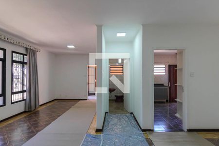 Sala de casa à venda com 3 quartos, 200m² em Jardim Avelino, São Paulo