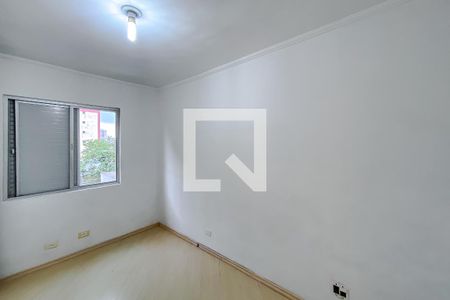 Quarto 2 de apartamento para alugar com 2 quartos, 55m² em Vila Invernada, São Paulo