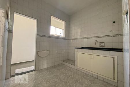Apartamento à venda com 80m², 2 quartos e 1 vagaCozinha