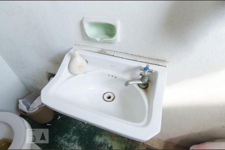 Casa à venda com 125m², 3 quartos e 2 vagasBanheiro de serviço