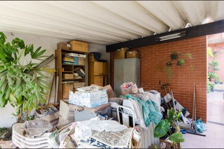 Casa à venda com 125m², 3 quartos e 2 vagasQuintal