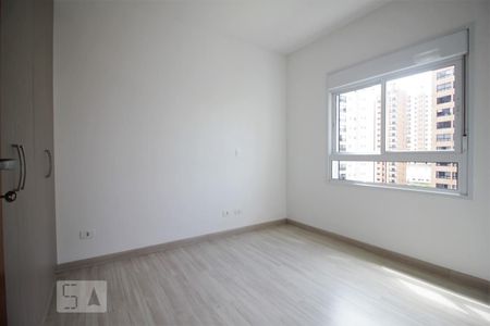 Apartamento à venda com 102m², 2 quartos e 2 vagasQuarto 