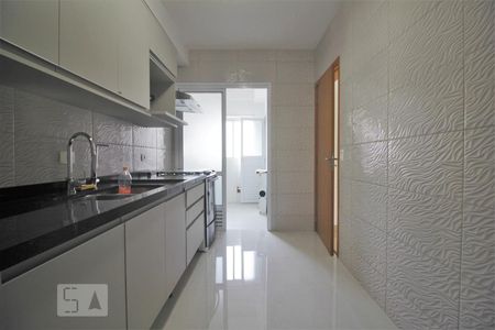 Apartamento à venda com 102m², 2 quartos e 2 vagasCozinha