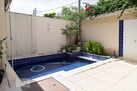 Casa de condomínio à venda com 315m², 4 quartos e 2 vagasVaranda - piscina 
