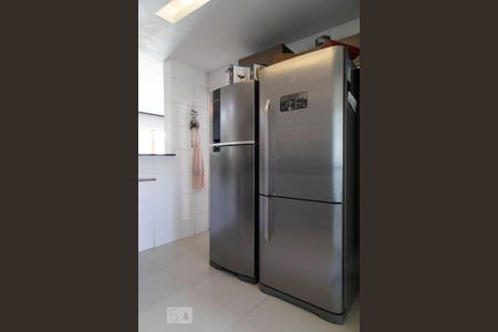 Casa de condomínio à venda com 315m², 4 quartos e 2 vagasCozinha 