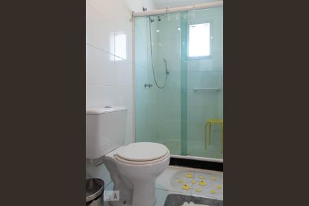 Casa de condomínio à venda com 315m², 4 quartos e 2 vagasBanheiro da suíte 1