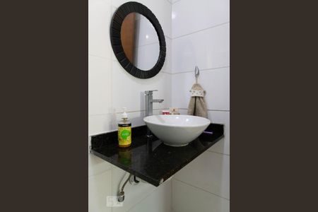 Casa de condomínio à venda com 315m², 4 quartos e 2 vagasBanheiro social 