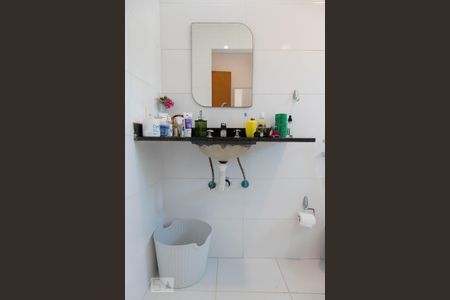 Casa de condomínio à venda com 315m², 4 quartos e 2 vagasBanheiro da suíte 1