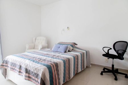 Casa de condomínio à venda com 315m², 4 quartos e 2 vagasSuíte 1