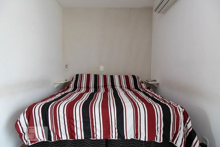 Casa de condomínio à venda com 315m², 4 quartos e 2 vagasSuíte canadense 1