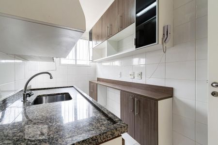 Apartamento à venda com 55m², 2 quartos e 1 vaga Apartamento à venda com 55m², 2 quartos e 1 vagaCozinha