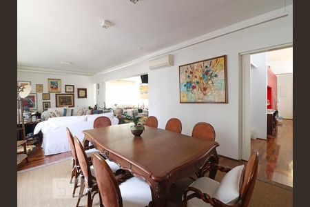 Apartamento à venda com 230m², 2 quartos e 2 vagasSala de jantar