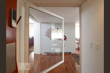 Apartamento à venda com 230m², 2 quartos e 2 vagasSala