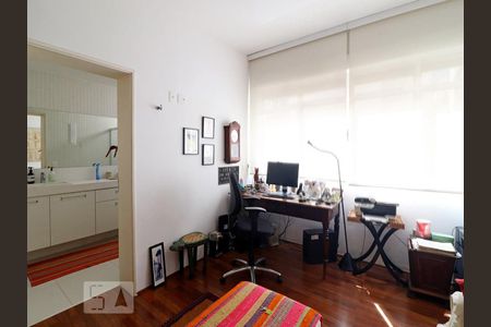 Apartamento à venda com 230m², 2 quartos e 2 vagasQuarto