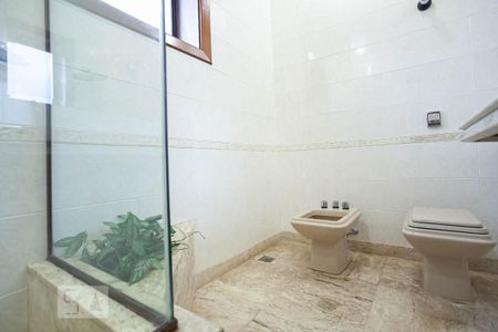 Casa para alugar com 170m², 3 quartos e 2 vagasBanheiro da suíte 