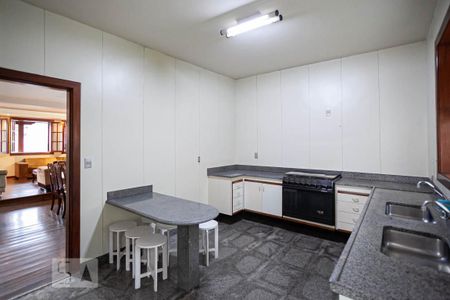 Casa para alugar com 170m², 3 quartos e 2 vagasCozinha