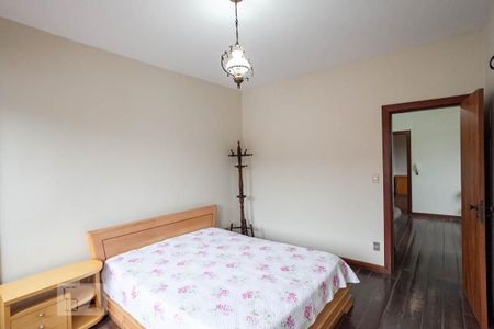 Casa para alugar com 170m², 3 quartos e 2 vagasSuíte 