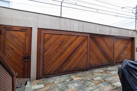 Casa para alugar com 170m², 3 quartos e 2 vagasEntrada