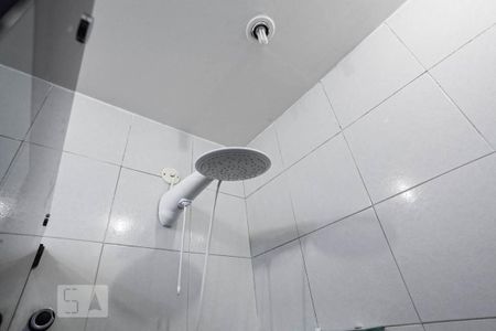 Casa para alugar com 170m², 3 quartos e 2 vagasBanheiro social 