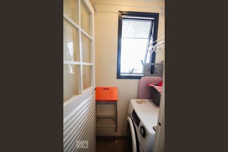 Apartamento à venda com 64m², 1 quarto e 1 vagaarea de serviço