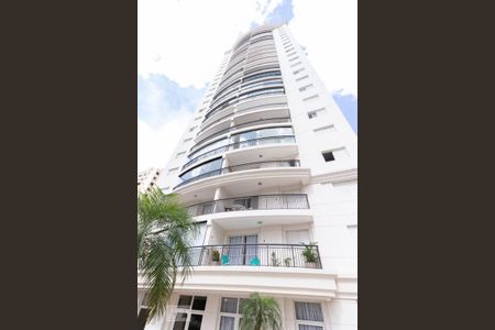 Apartamento à venda com 62m², 2 quartos e 2 vagas Apartamento à venda com 62m², 2 quartos e 2 vagasFachada