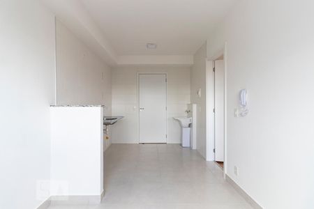 Sala e Cozinha de Apartamento com 1 quarto, 26m² Liberdade