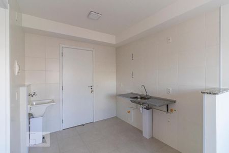 Sala e Cozinha de apartamento para alugar com 1 quarto, 26m² em Cambuci, São Paulo