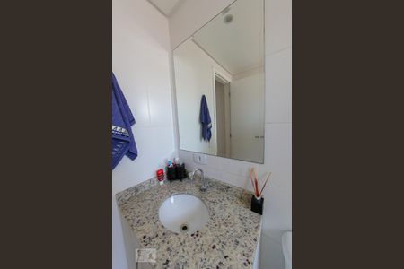 Apartamento à venda com 57m², 2 quartos e 1 vaga Apartamento à venda com 57m², 2 quartos e 1 vagaBanheiro
