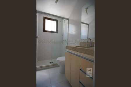 Apartamento à venda com 80m², 2 quartos e 1 vagaBanheiro da Suíte