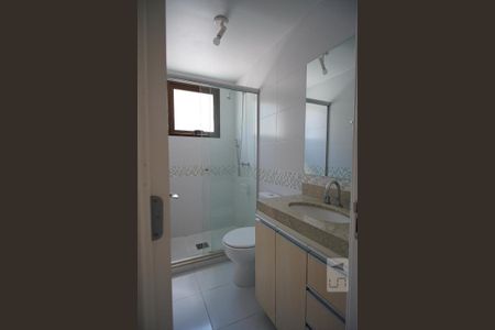 Apartamento à venda com 80m², 2 quartos e 1 vagaBanheiro da Suíte