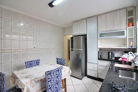 Casa à venda com 256m², 3 quartos e 2 vagasCozinha